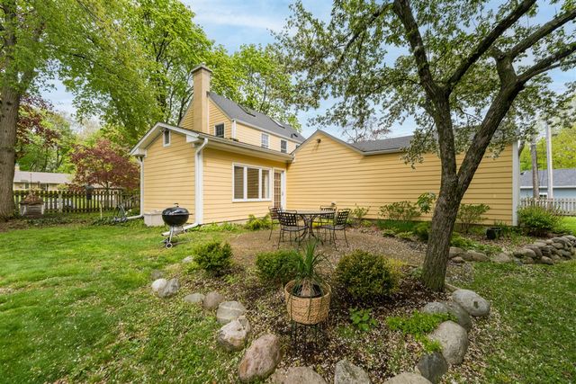 2801 Duchess Drive, Kalamazoo, MI 49008