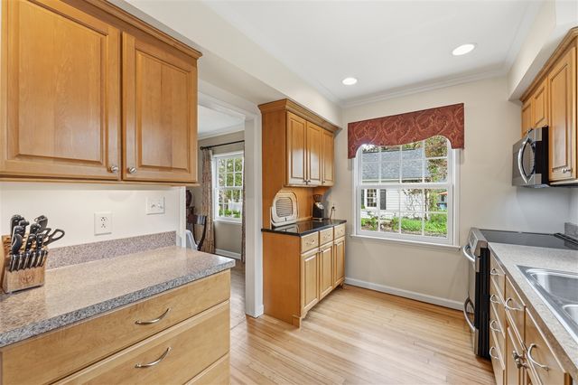 2801 Duchess Drive, Kalamazoo, MI 49008