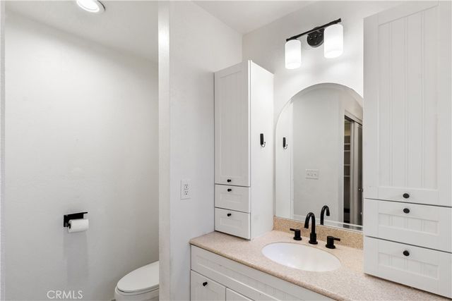 1421 Pontiac, Oakdale, CA 95361