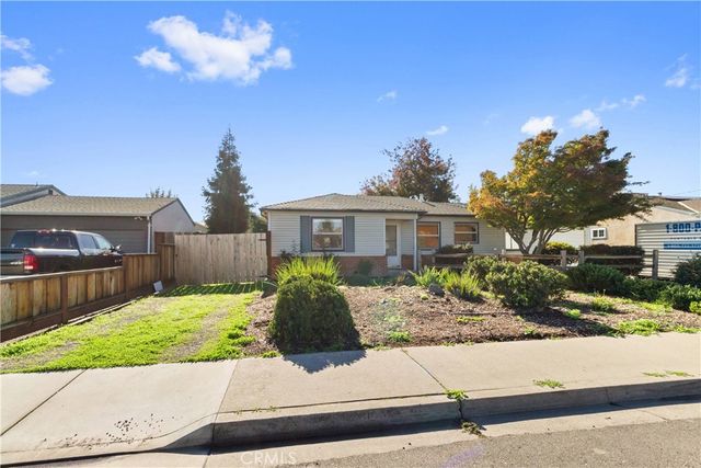 1421 Pontiac, Oakdale, CA 95361