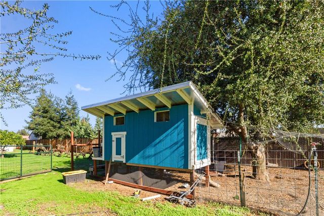 1421 Pontiac, Oakdale, CA 95361