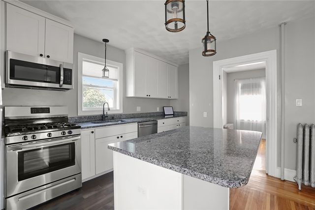 81 Ninth Street, East Providence, RI 02914