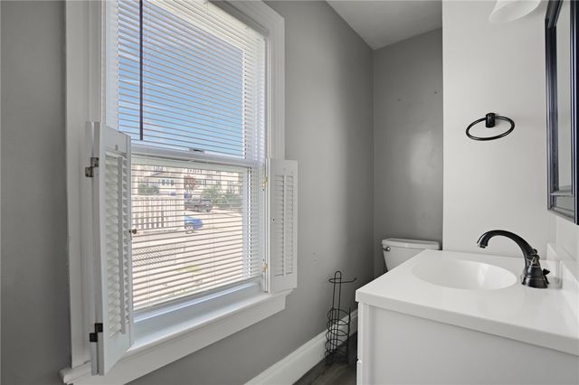 81 Ninth Street, East Providence, RI 02914
