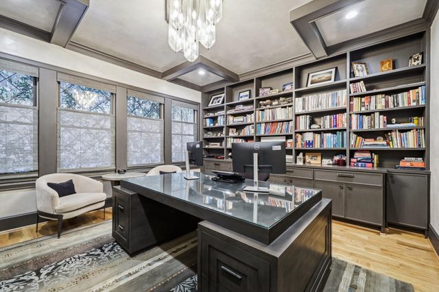 420 Pinewold Drive, Houston, TX 77056