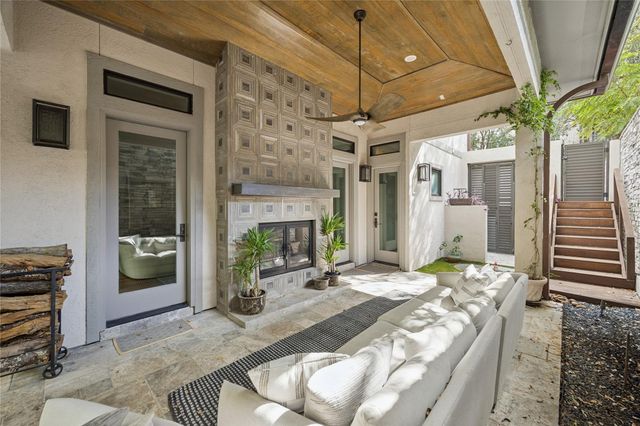 420 Pinewold Drive, Houston, TX 77056