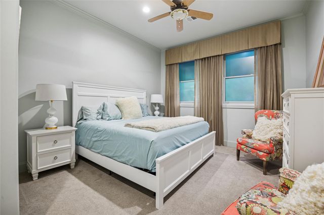 420 Pinewold Drive, Houston, TX 77056