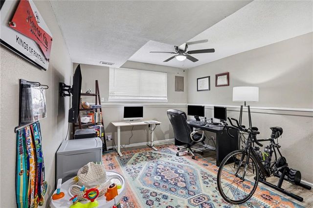 1126 E Charlotte Town Road, Olathe, KS 66061