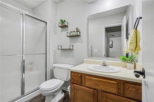 1126 E Charlotte Town Road, Olathe, KS 66061