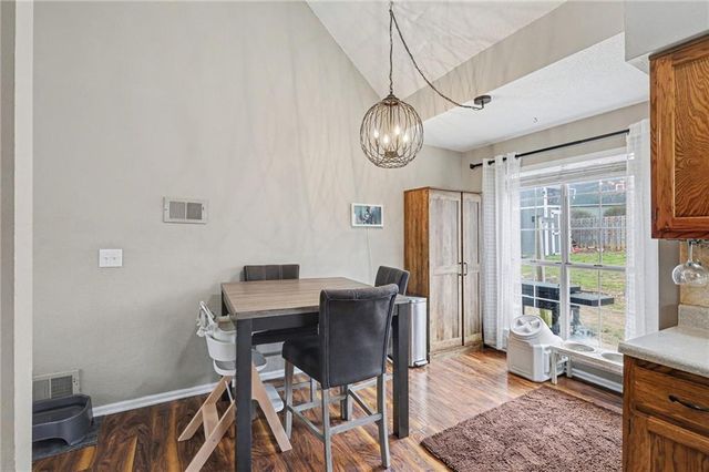 1126 E Charlotte Town Road, Olathe, KS 66061