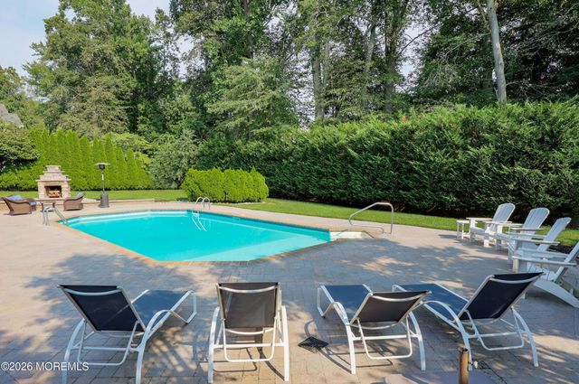 15 Ravine Road, Red Bank, NJ 07701