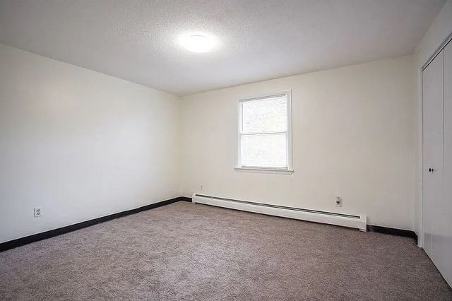 878-880 Saint James Ave, Springfield, MA 01104