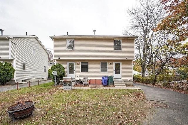 878-880 Saint James Ave, Springfield, MA 01104