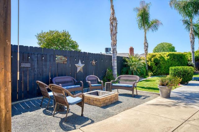 5743 Mohican Dr, Manteca, CA 95336