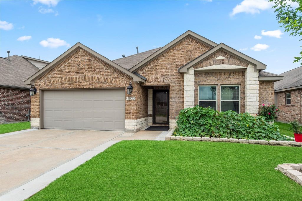 21310 Cypress White Oak Drive, Cypress, TX 77433