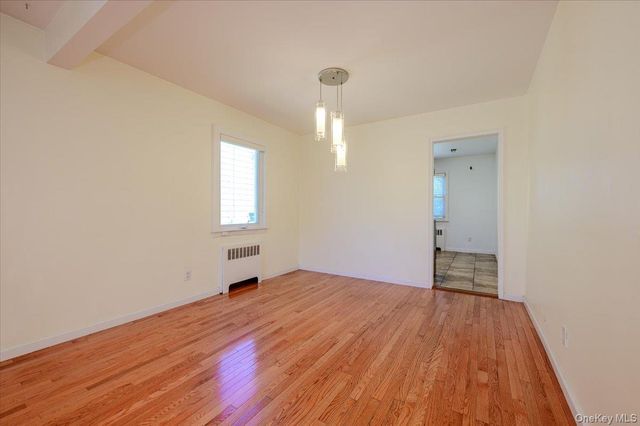 567 Oxford Road, Cedarhurst, NY 11516