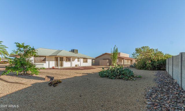 20014 N CONQUISTADOR Drive, Sun City West, AZ 85375