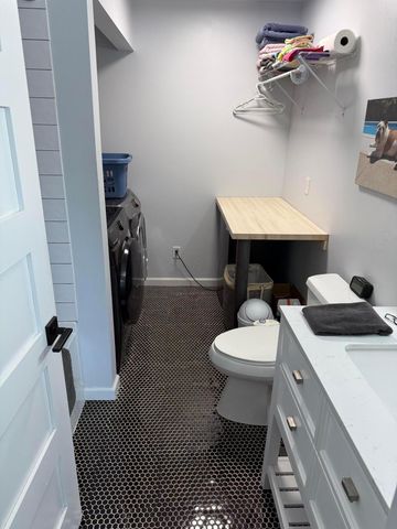 7140 Cook Road, Powell, OH 43065