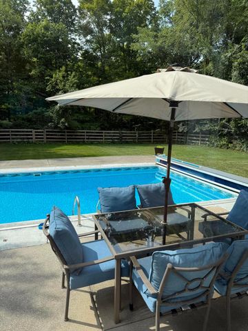 7140 Cook Road, Powell, OH 43065