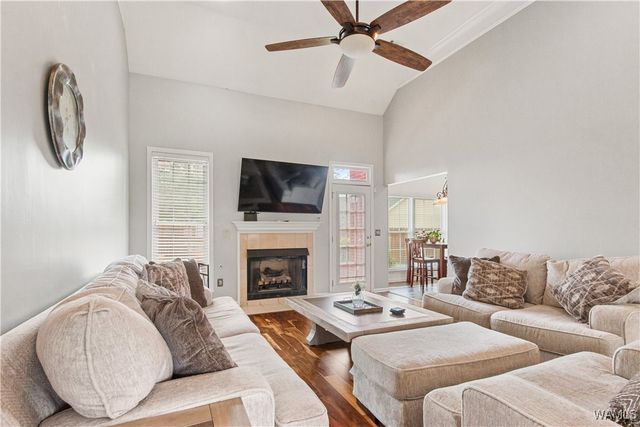 11304 ST JAMES, Northport, AL 35475