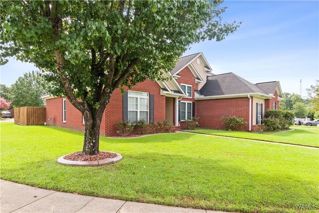 11304 ST JAMES, Northport, AL 35475