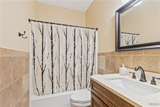 11304 ST JAMES, Northport, AL 35475