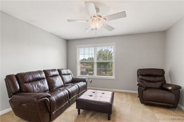 11304 ST JAMES, Northport, AL 35475