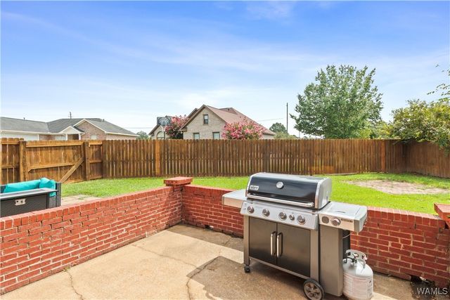 11304 ST JAMES, Northport, AL 35475