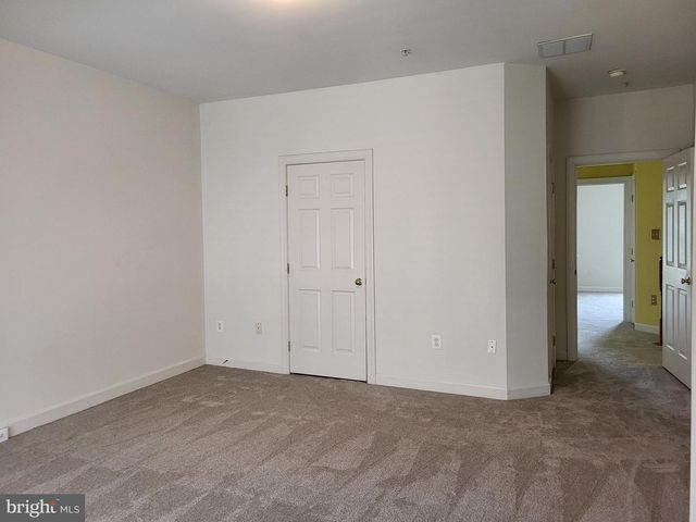 14051 ROCKINGHAM RD, Germantown, MD 20874