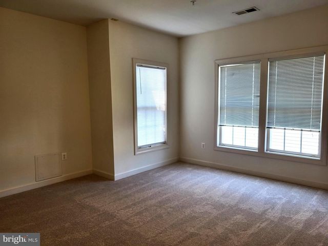 14051 ROCKINGHAM RD, Germantown, MD 20874