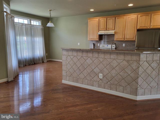 14051 ROCKINGHAM RD, Germantown, MD 20874