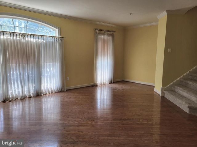 14051 ROCKINGHAM RD, Germantown, MD 20874