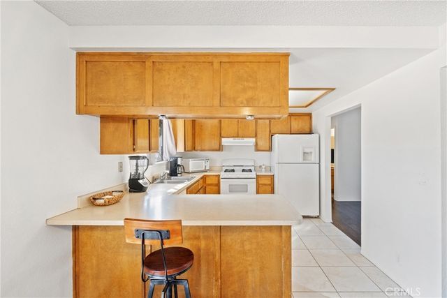 16341 Fremontia Street, Hesperia, CA 92345