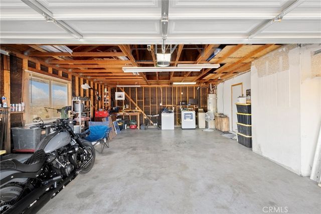 16341 Fremontia Street, Hesperia, CA 92345