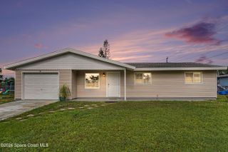 1023 Jersey Lane NE, Palm Bay, FL 32905