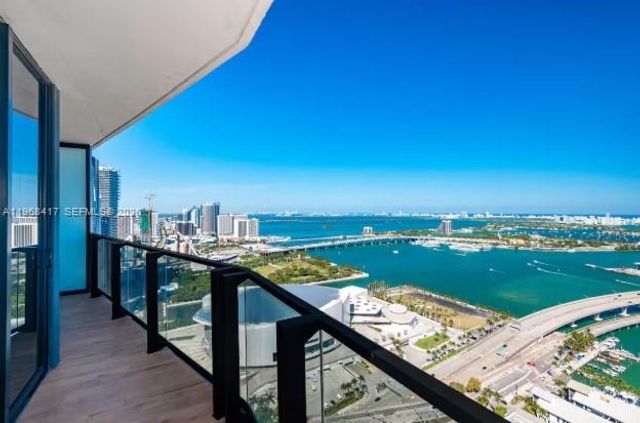 398 NE 5th St 3511, Miami, FL 33132