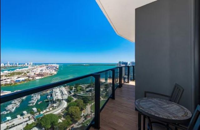 398 NE 5th St 3511, Miami, FL 33132