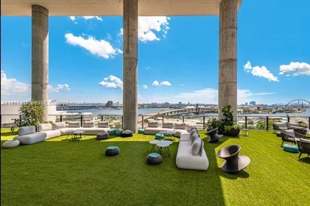 398 NE 5th St 3511, Miami, FL 33132