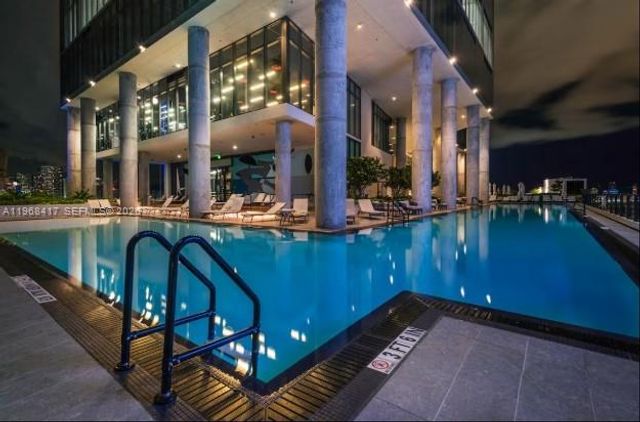 398 NE 5th St 3511, Miami, FL 33132