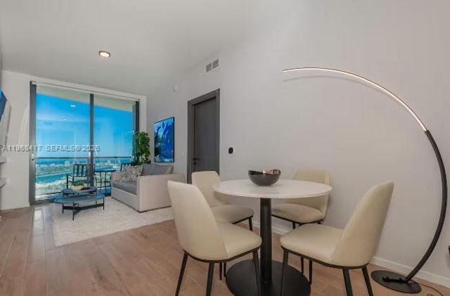 398 NE 5th St 3511, Miami, FL 33132