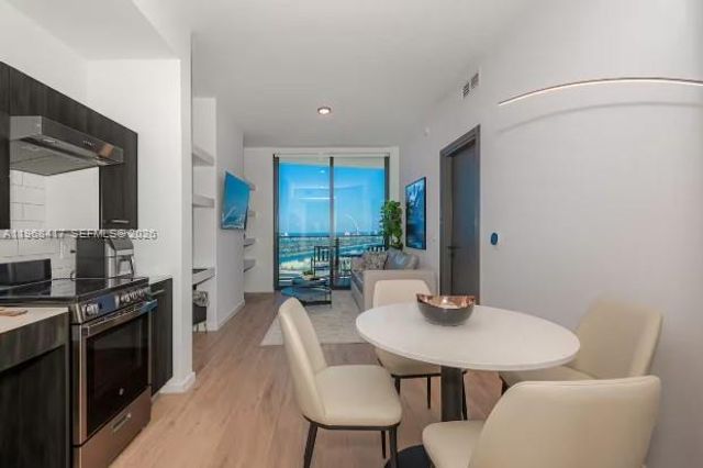 398 NE 5th St 3511, Miami, FL 33132