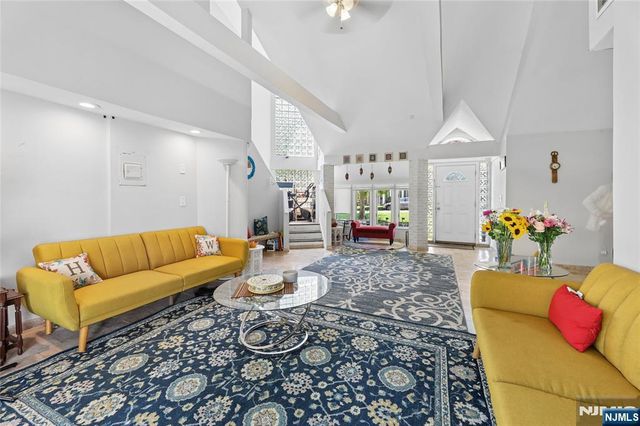 191 Haase Avenue, Paramus, NJ 07652