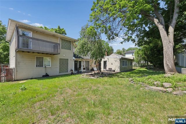 191 Haase Avenue, Paramus, NJ 07652