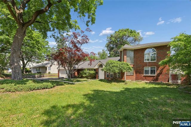 191 Haase Avenue, Paramus, NJ 07652
