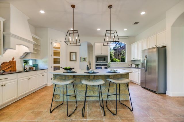 831 Southriver RD, Wimberley, TX 78676