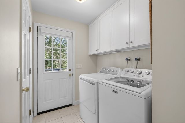 16 Eastmount Road, Medfield, MA 02052