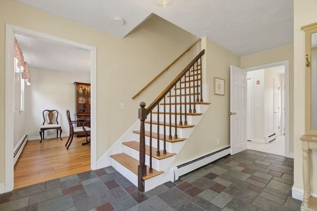 16 Eastmount Road, Medfield, MA 02052
