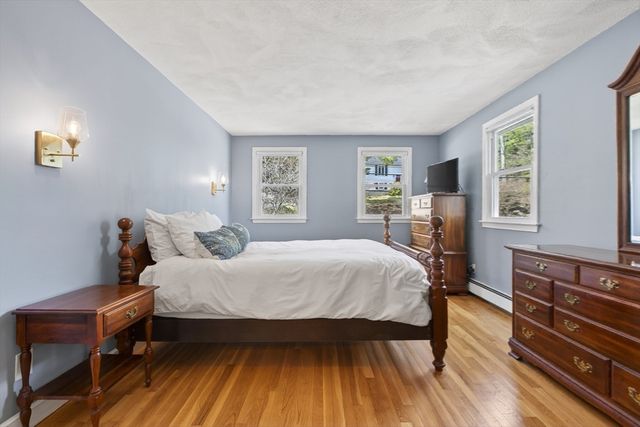 16 Eastmount Road, Medfield, MA 02052