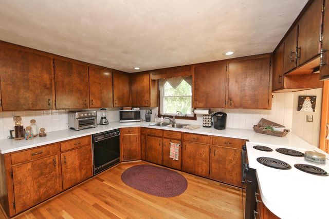 11810 Woodview Lane, Fredericktown, OH 43019