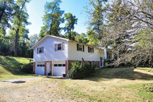 11810 Woodview Lane, Fredericktown, OH 43019