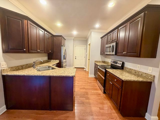 1012 Vineyard Way, Berea, KY 40403